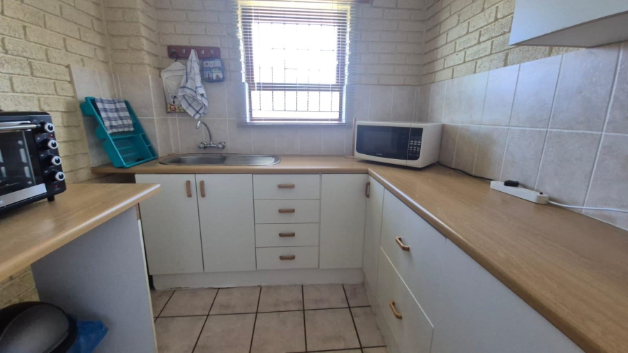 To Let 2 Bedroom Property for Rent in Dana Bay Western Cape